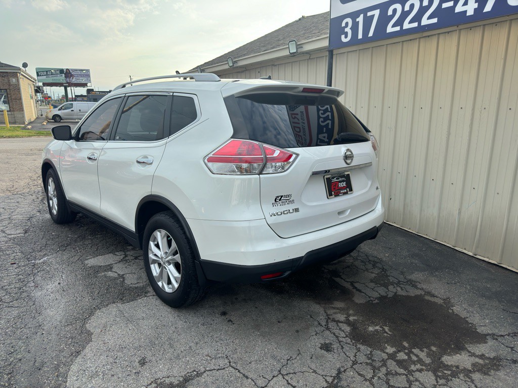 2015 Nissan Rogue Image 4