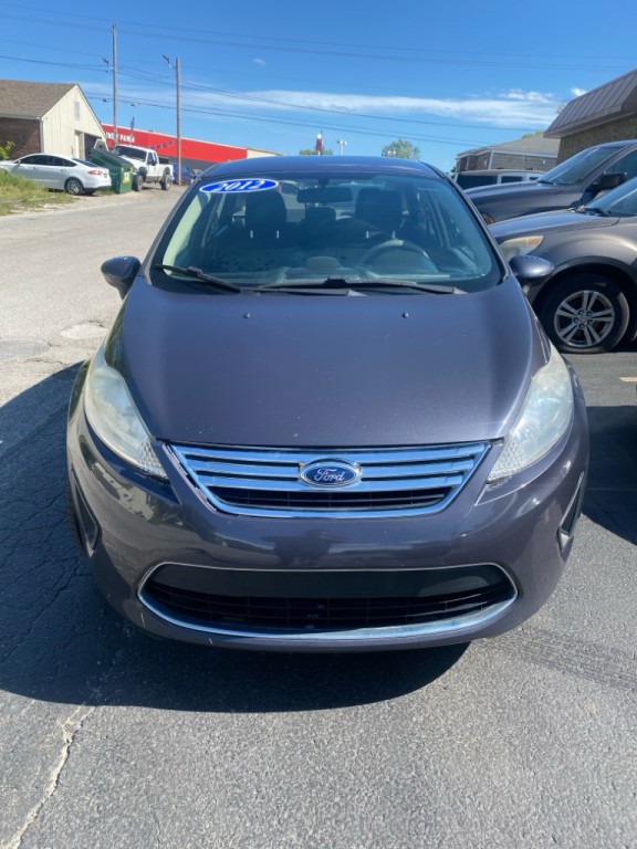 2012 Ford Fiesta Image 4