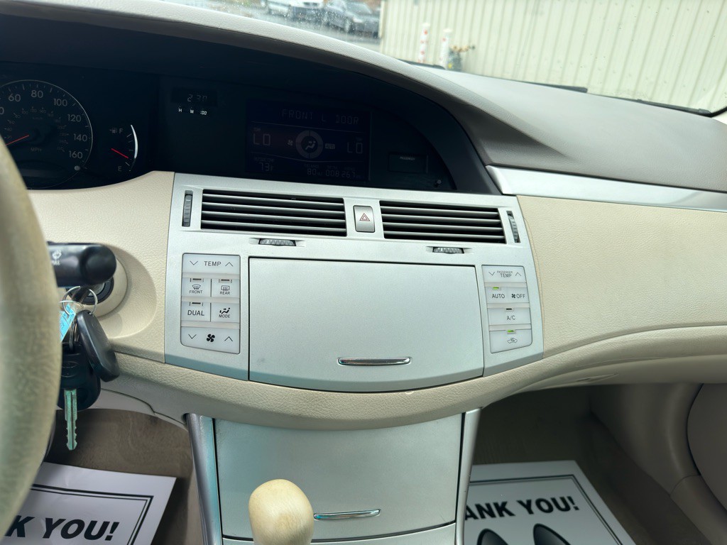 2006 Toyota Avalon Image 14