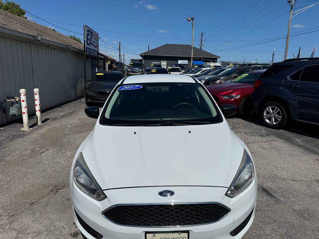 2017 Ford Focus Image 8