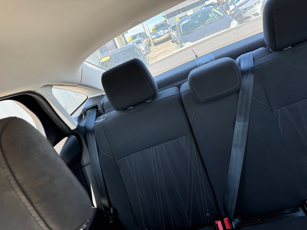 2017 Ford Focus Image 13