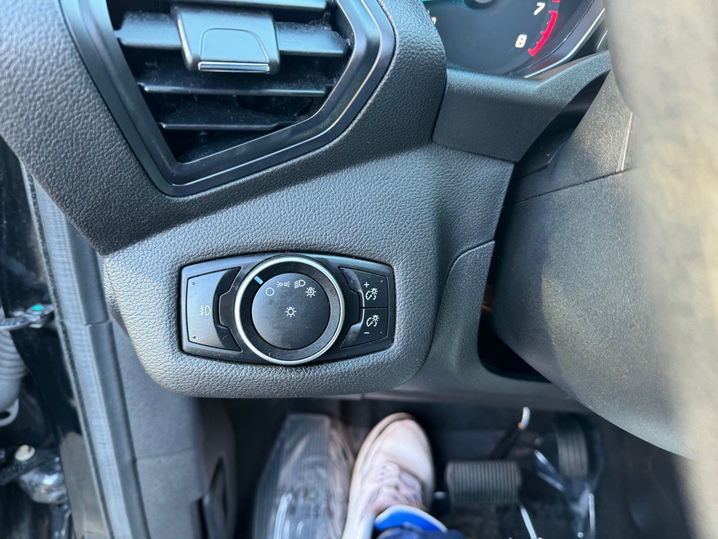 2013 Ford Escape Image 25