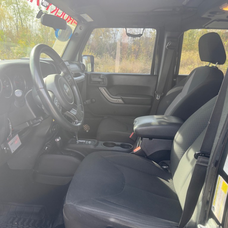 2016 Jeep Wrangler Unlimited Image 18