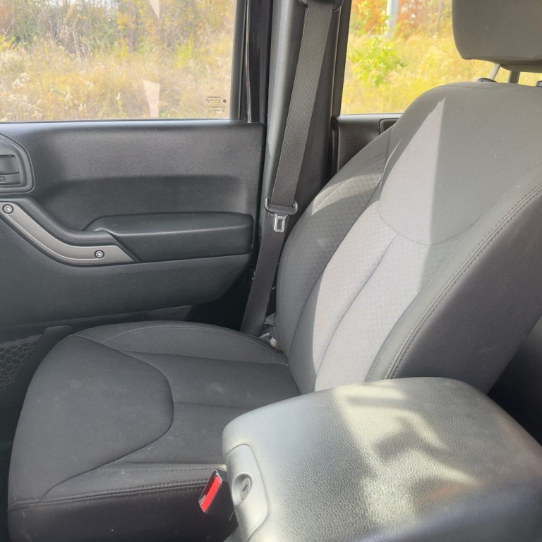 2016 Jeep Wrangler Unlimited Image 24