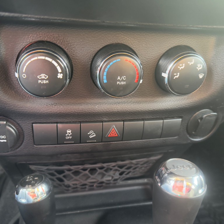 2016 Jeep Wrangler Unlimited Image 45