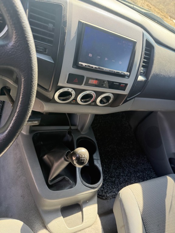 2010 Toyota Tacoma Image 20