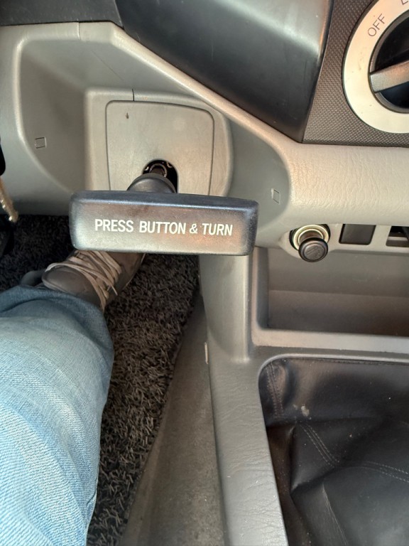 2010 Toyota Tacoma Image 34