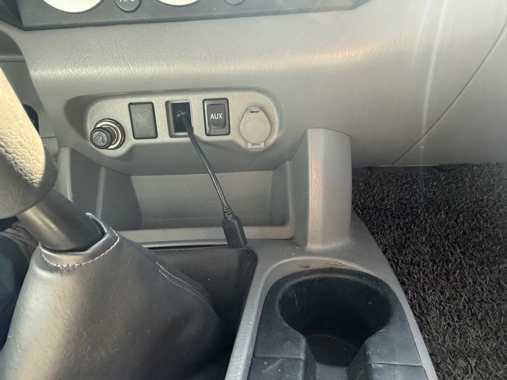 2010 Toyota Tacoma Image 38