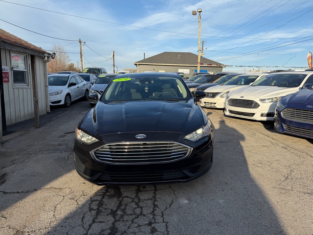 2020 Ford Fusion Image 2