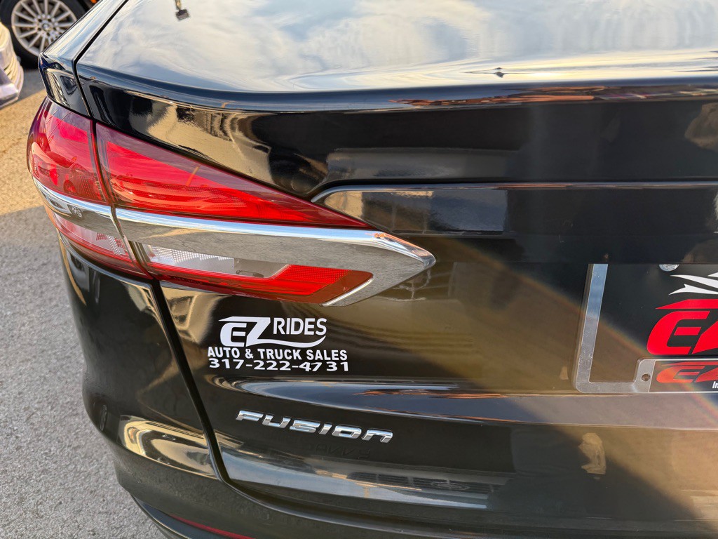 2020 Ford Fusion Image 17