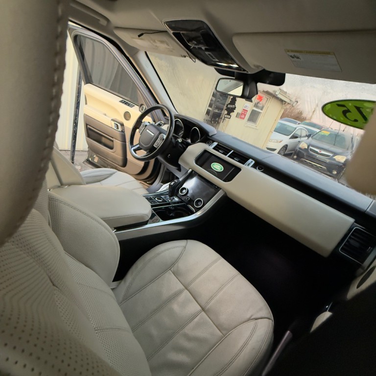 2015 Land Rover Range Rover Sport Image 20