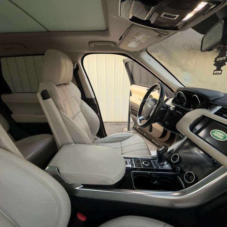 2015 Land Rover Range Rover Sport Image 26