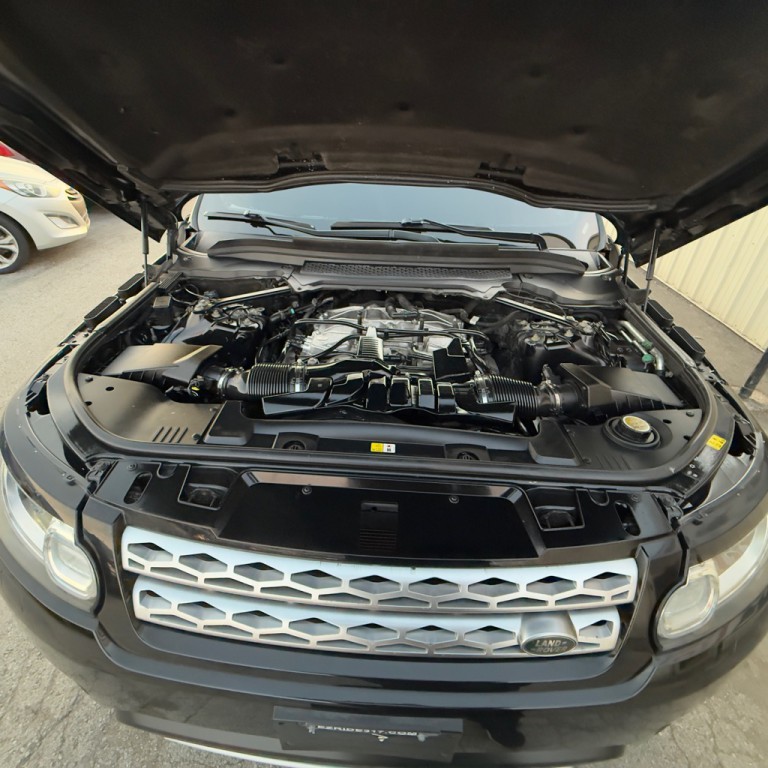 2015 Land Rover Range Rover Sport Image 32