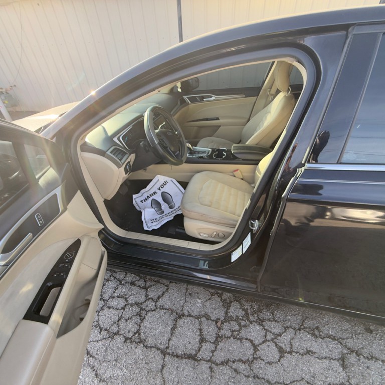 2014 Ford Fusion Image 9