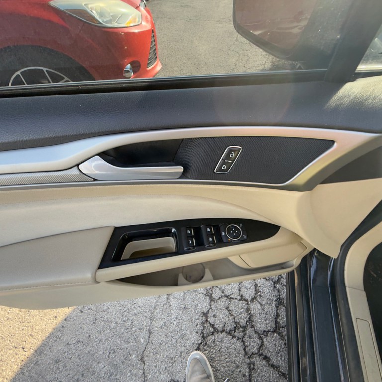 2014 Ford Fusion Image 11