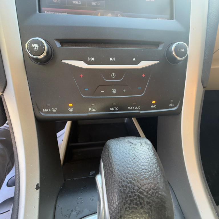 2014 Ford Fusion Image 21