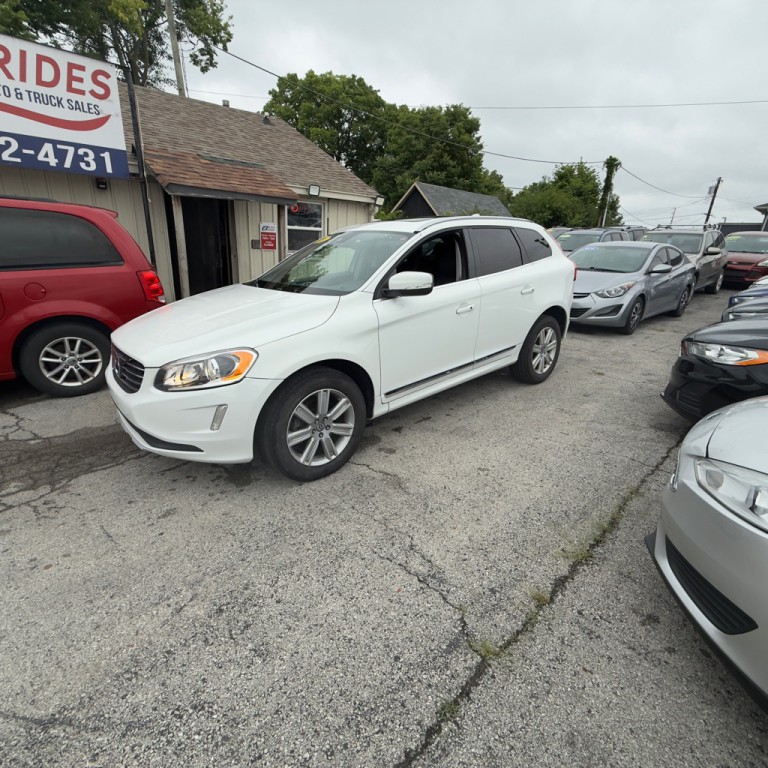 2016 Volvo XC60 Image 2