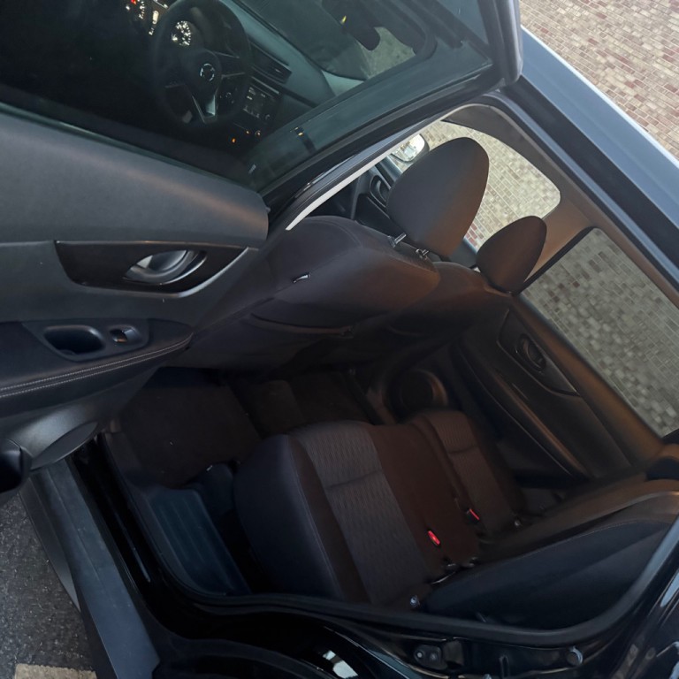 2019 Nissan Altima Image 16