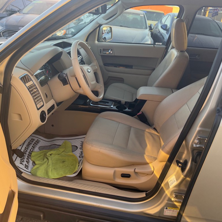 2012 Ford Escape Image 8