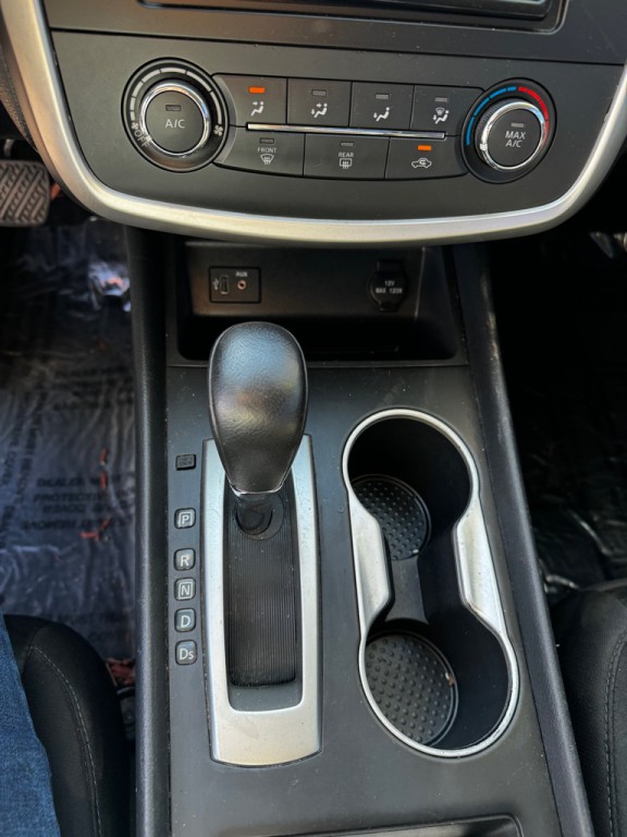 2017 Nissan Altima Image 25