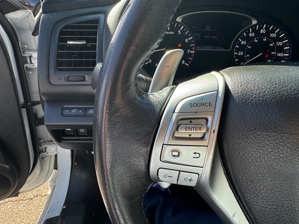 2017 Nissan Altima Image 30