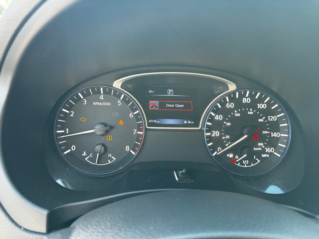 2017 Nissan Altima Image 34