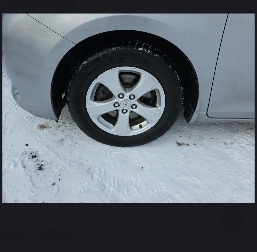 2013 Toyota Sienna Image 9