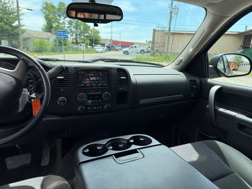 2012 Chevrolet Silverado 1500 Image 17