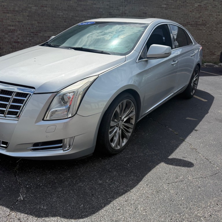2014 Cadillac XTS Image 2