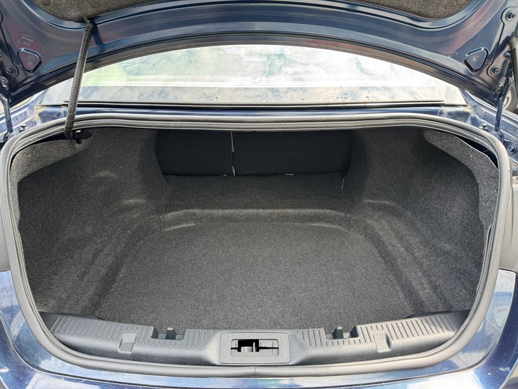 2016 Ford Taurus Image 12