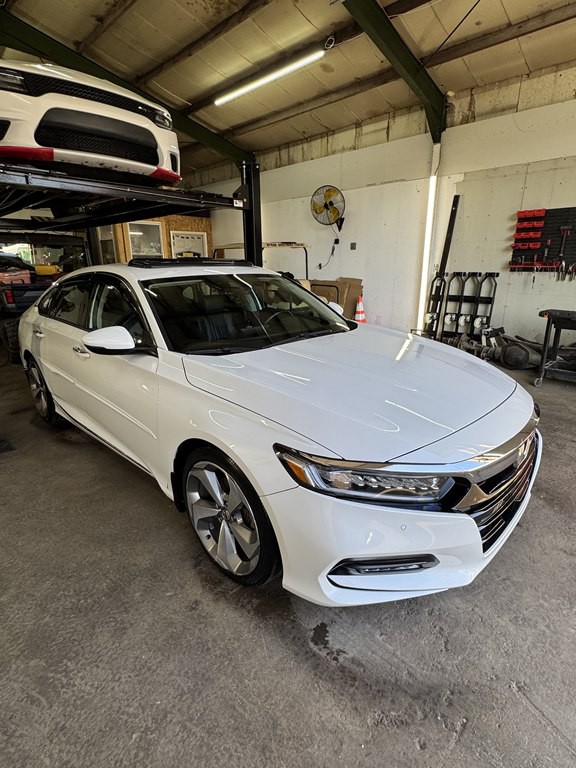 2018 Honda Accord Image 8