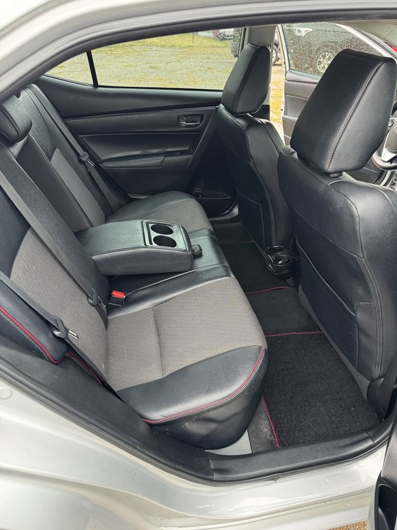 2017 Toyota Corolla Image 8