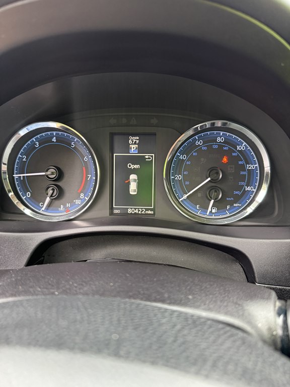 2017 Toyota Corolla Image 11