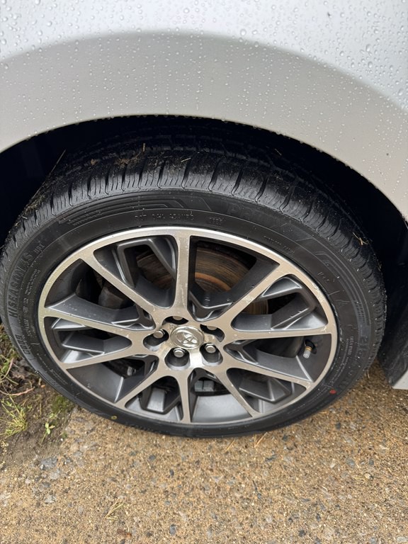 2017 Toyota Corolla Image 15