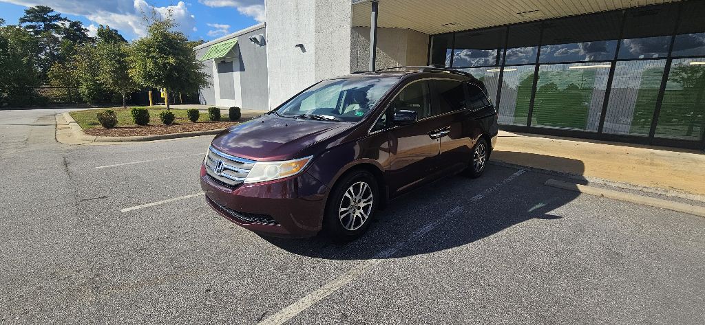 2014 Honda Odyssey Image 2