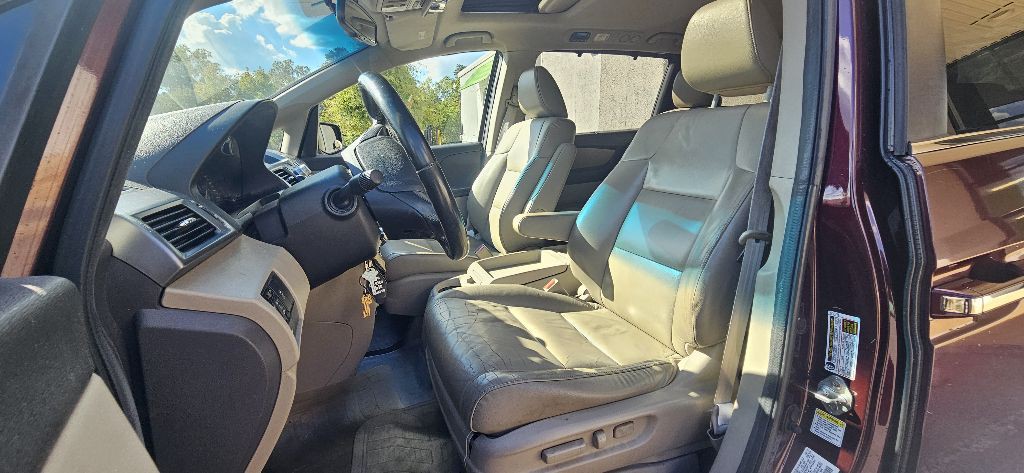 2014 Honda Odyssey Image 10