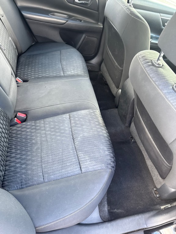 2018 Nissan Altima Image 9