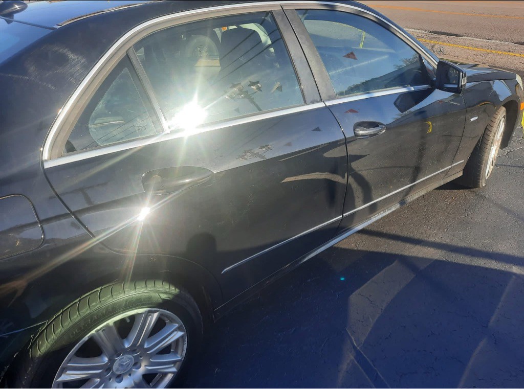 2012 Mercedes-Benz E-Class Image 5