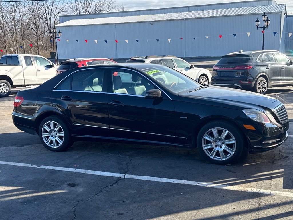 2012 Mercedes-Benz E-Class Image 16