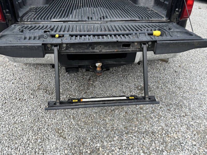 2010 Ford F-350 Image 9