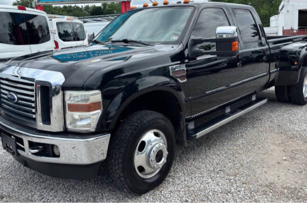 2010 Ford F-350 Image 10