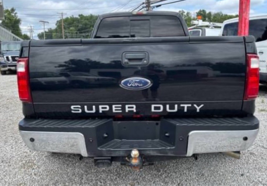 2010 Ford F-350 Image 11