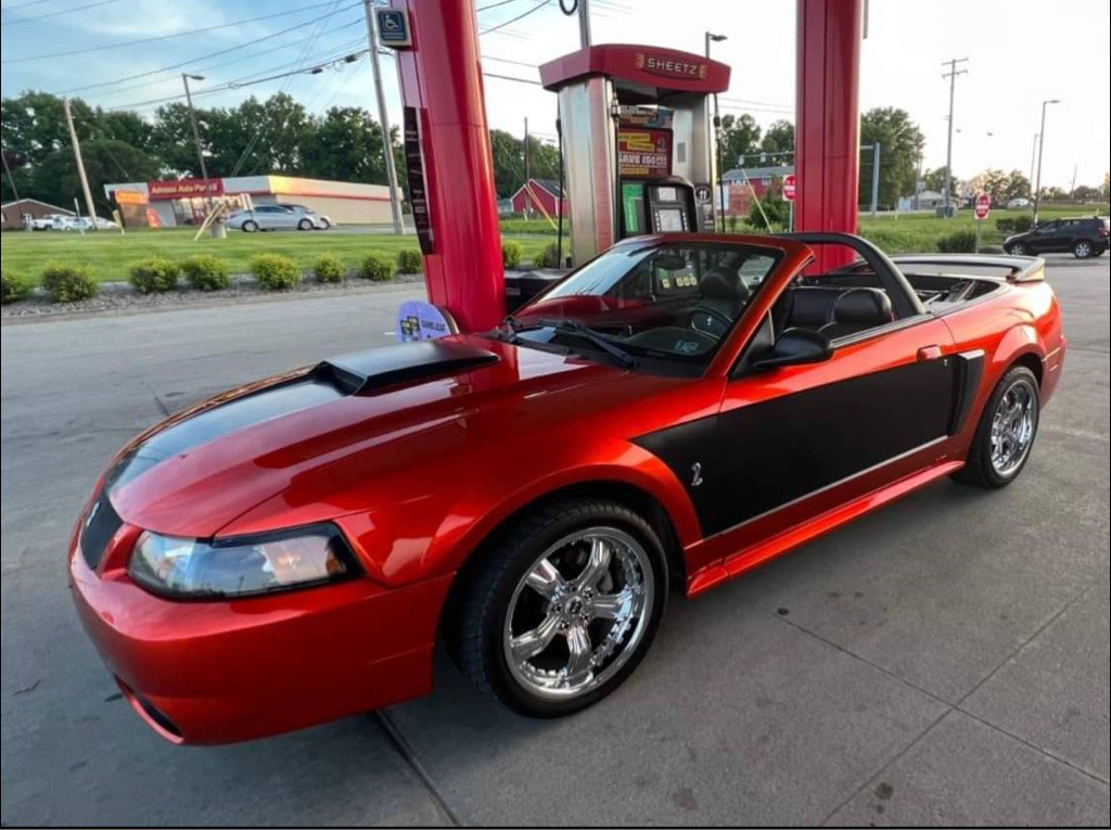 2003 Ford Mustang Image 9