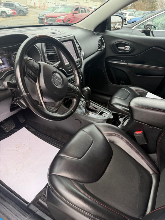 2020 Jeep Cherokee Image 6