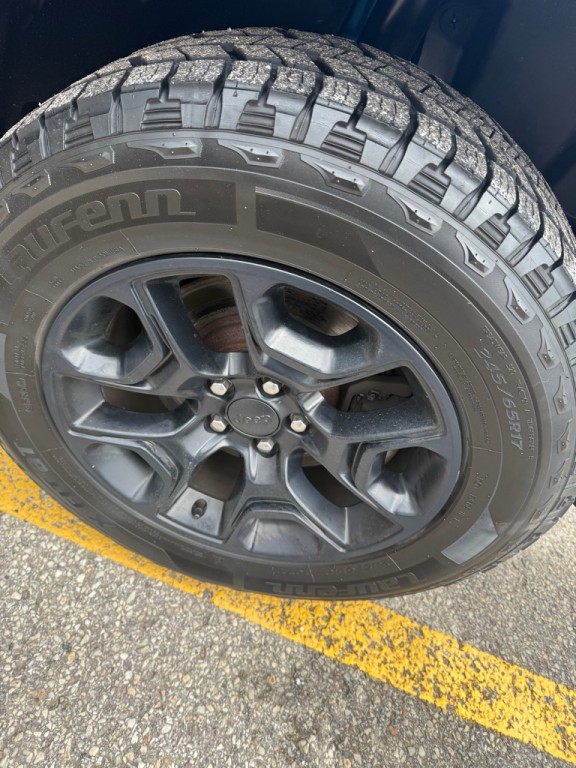 2020 Jeep Cherokee Image 11