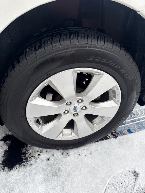 2012 Subaru Outback Image 4