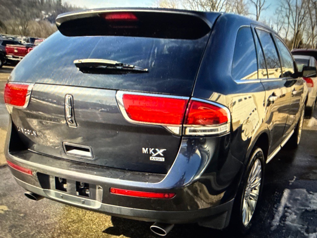 2014 Lincoln MKX Image 2