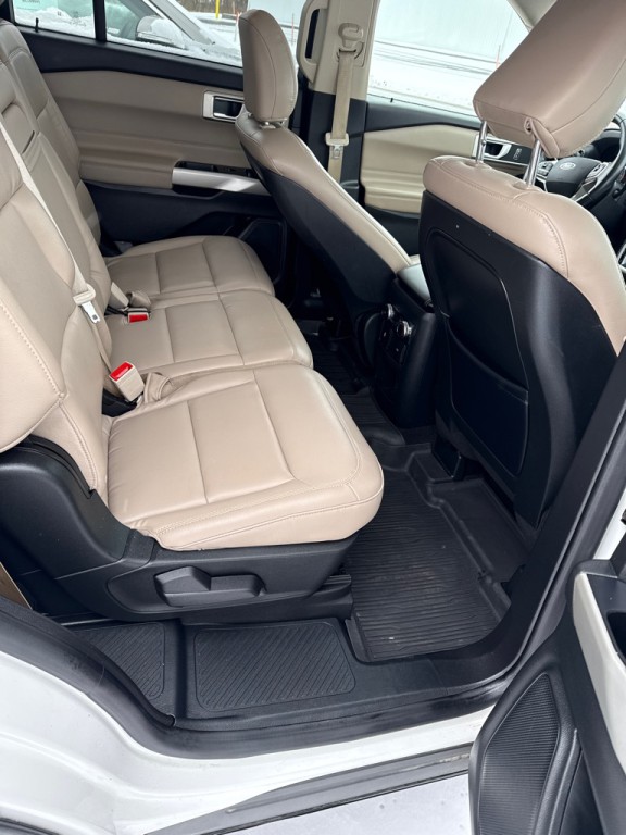 2020 Ford Explorer Image 16