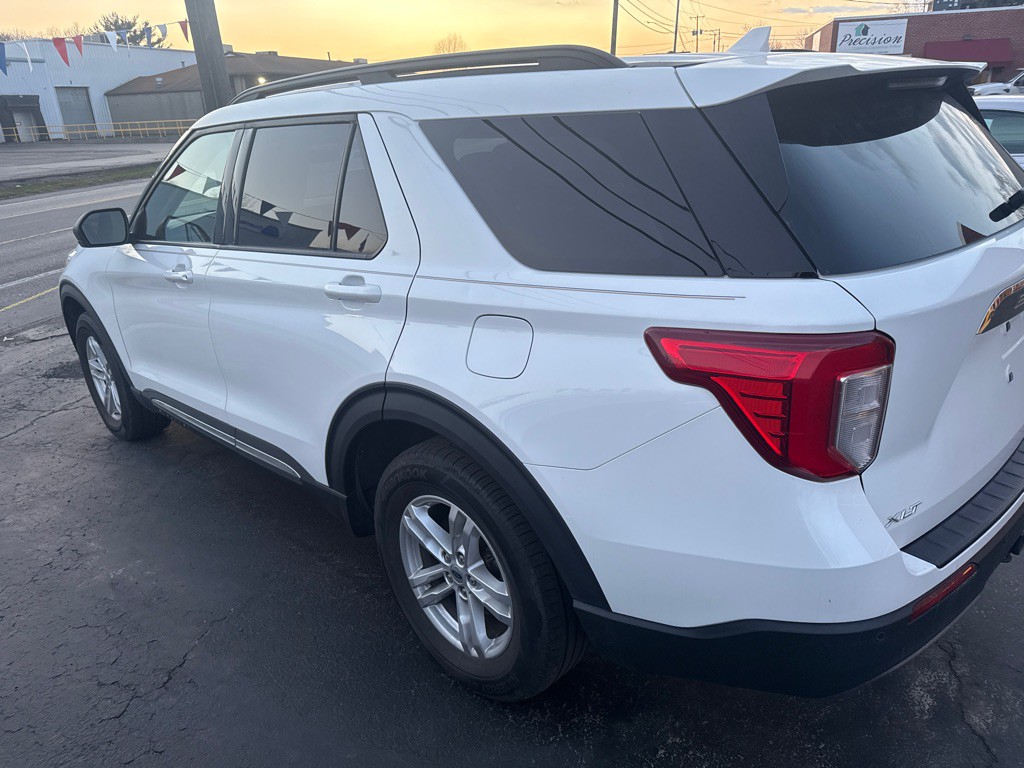 2020 Ford Explorer Image 23