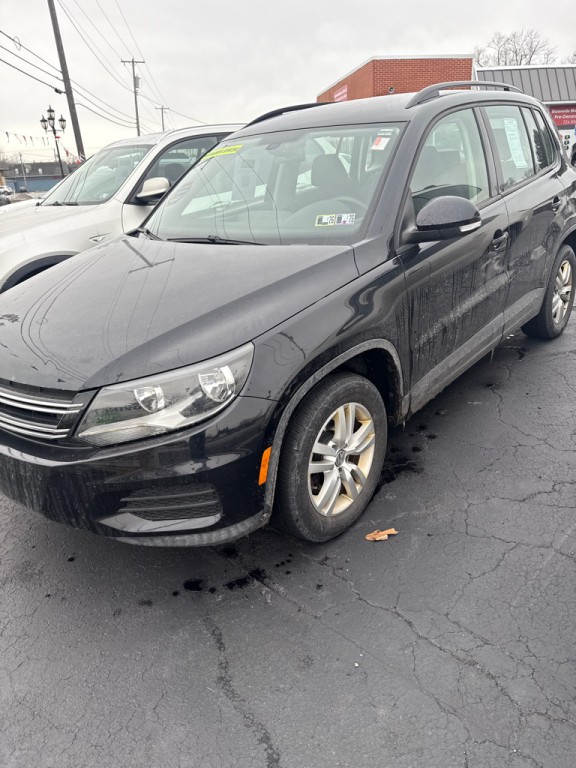 2016 Volkswagen Tiguan Image 1